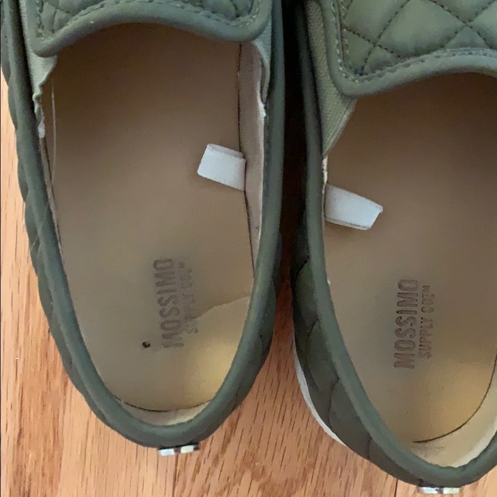 Target sneakers - Picture 2 of 3